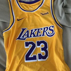 New DEFECTIVE lebron lakers home jersey